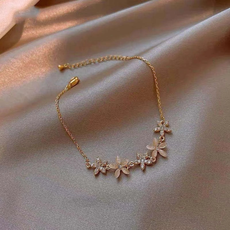 New Luxury Gold Zircon Bracelet for Women Elegant