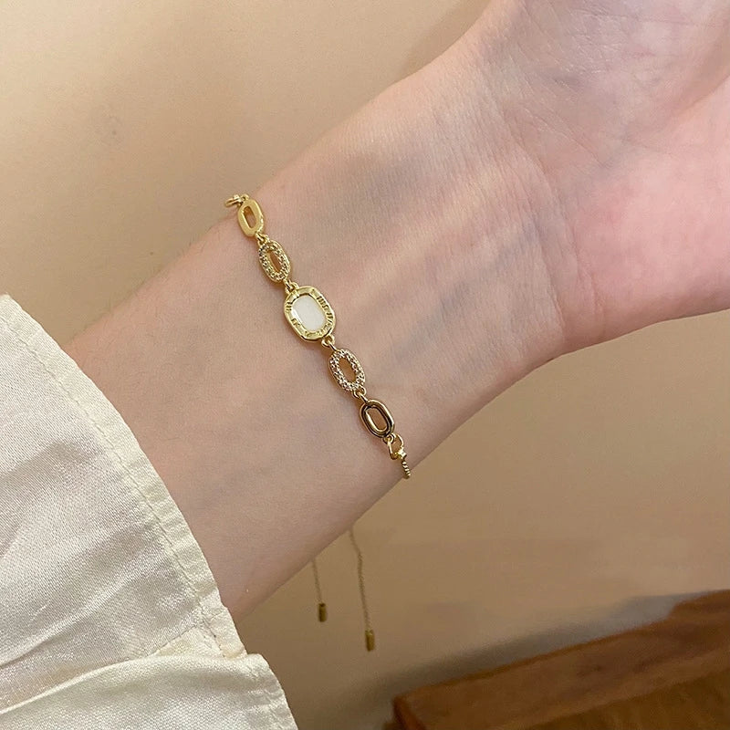 New Luxury Gold Zircon Bracelet for Women Elegant