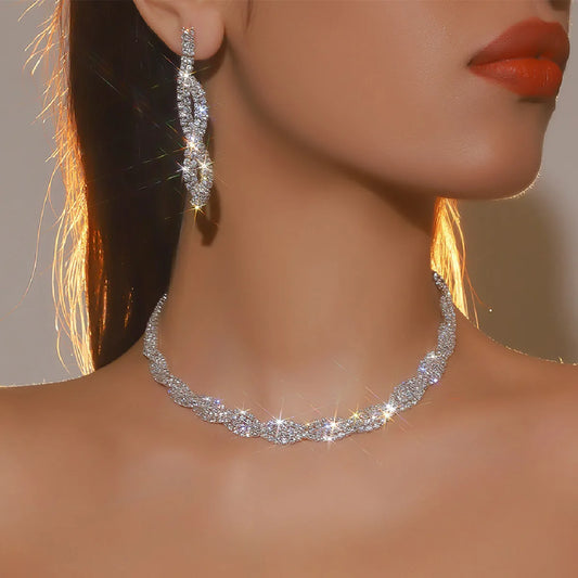 Women's Elegant Rhinestone Necklace & Dangle
