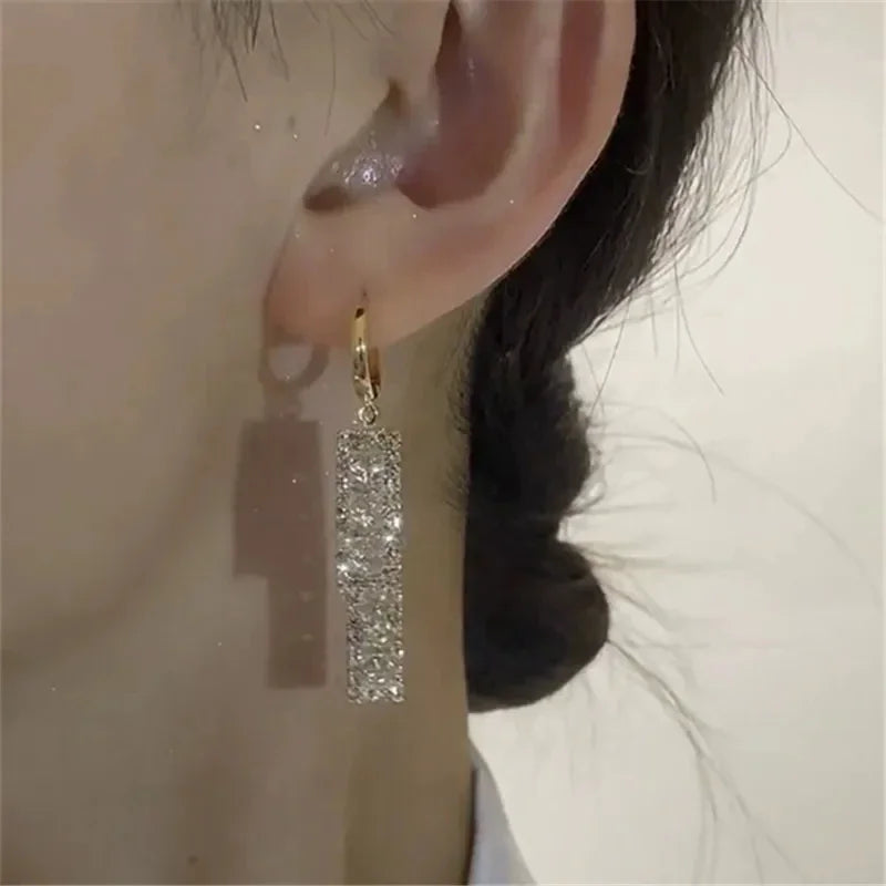 New Fashion Trend Unique Design Elegant and Exquisite