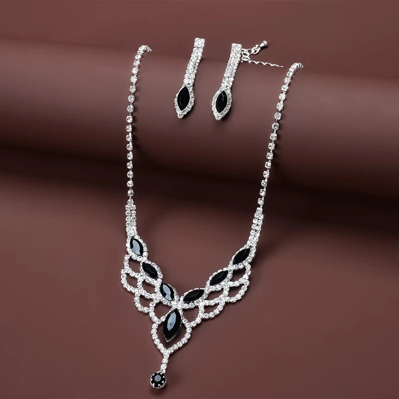 Minimalist Rhinestone Necklace And Earrings Set