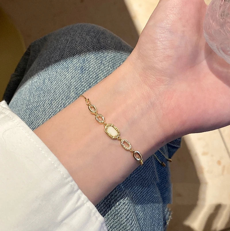 New Luxury Gold Zircon Bracelet for Women Elegant