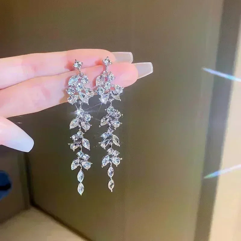 New Fashion Trend Unique Design Elegant and Exquisite