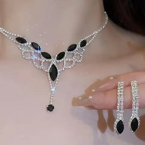 Minimalist Rhinestone Necklace And Earrings Set