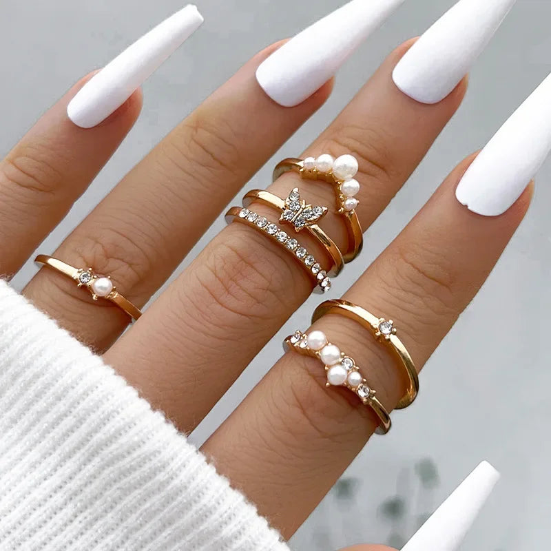 New Fashion Creative Geometric Leaf Wave Hollow Ring