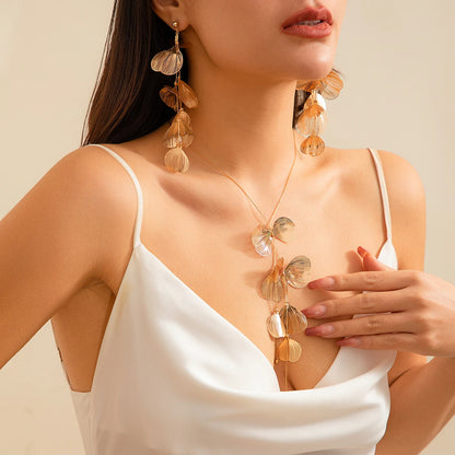 Purui Elegant Petal Shape Charm Necklace Women Flower