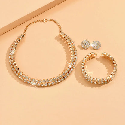 Women's fashionable and minimalist necklaces party accessories