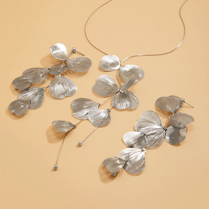 Purui Elegant Petal Shape Charm Necklace Women Flower